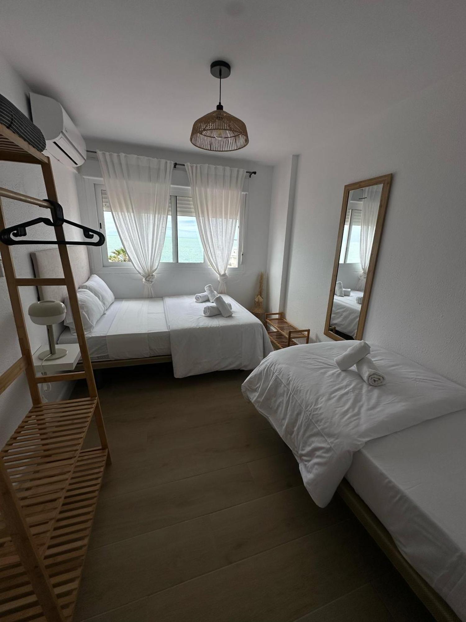 Gatu Villa Mar "Preferente Para Mayores De 25 Anos Y Familias " El Puerto de Santa María Esterno foto